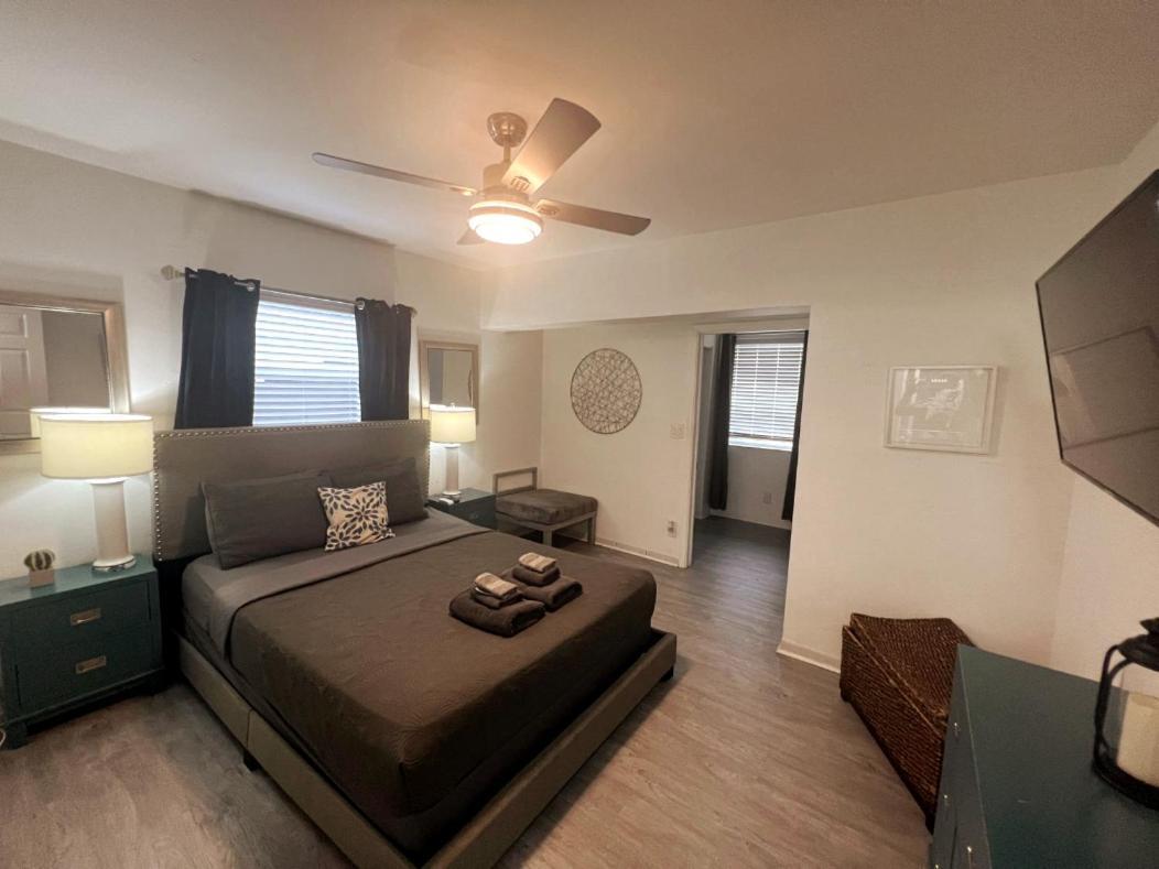 Designed Private Suites In Miami Room photo