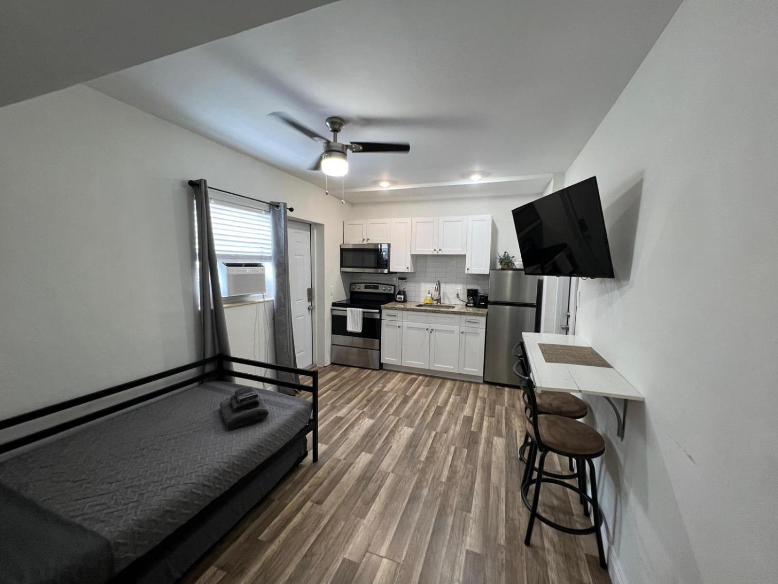 Designed Private Suites In Miami Exterior photo