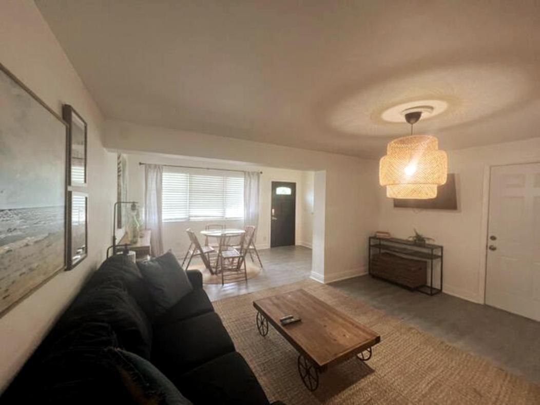Designed Private Suites In Miami Exterior photo